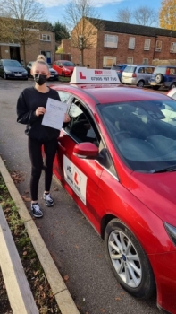 Congratulations to Toni Pim from Cambridge who passed 1st time on the 18-11-21 after taking driving lessons with MR.L Driving School.