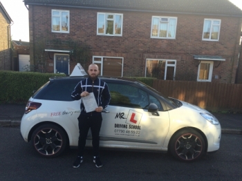 Congratulations to Rogan from Cambridge who passed on the 23-12-15 after taking driving lessons with MRL Driving School